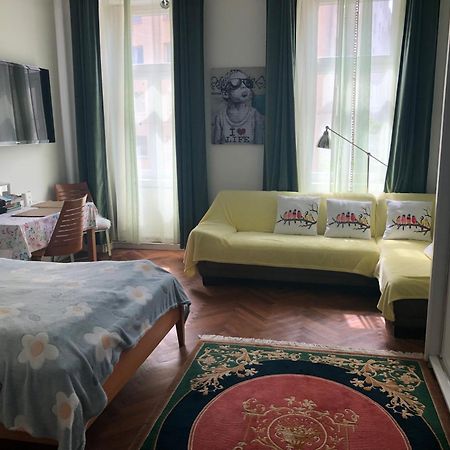 Apartment Gute Laune-Good Mood Vienna Exterior photo